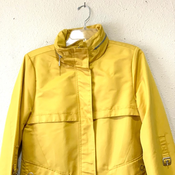 Weatherproof Yellow Fully Lined Raincoat Small Excellent Condition - Picture 2 of 15